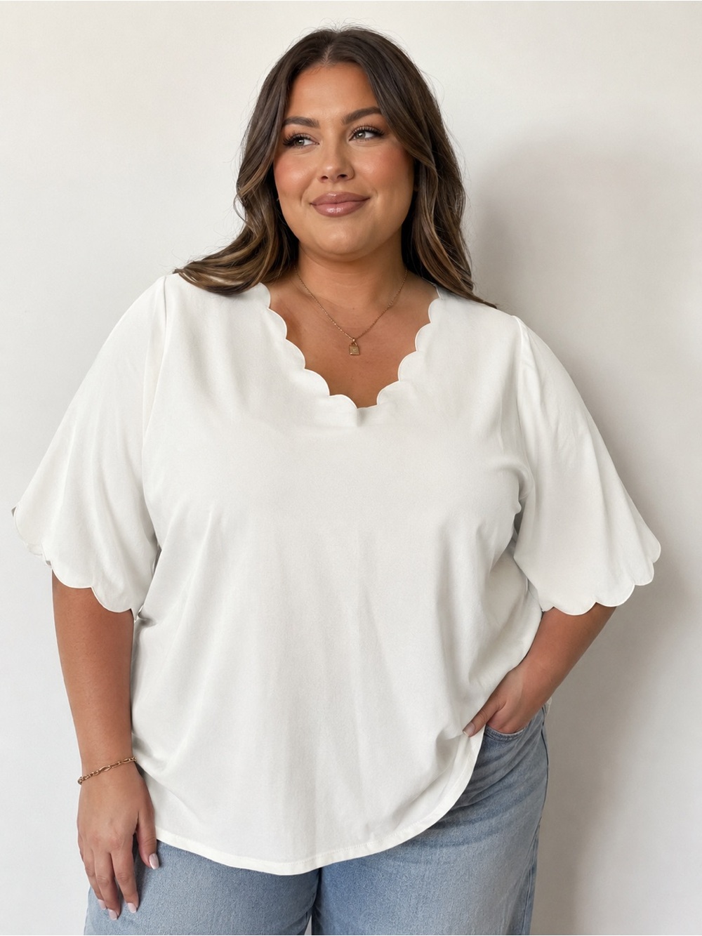 H&M White Scallop Edge V-Neck Blouse